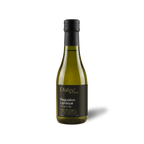 A bottle of Dafee Daily Feed Régulation Lipidique Avancée supplement, featuring a  green bottle with a black cap and a black label with gold and white text, set against a plain white background.